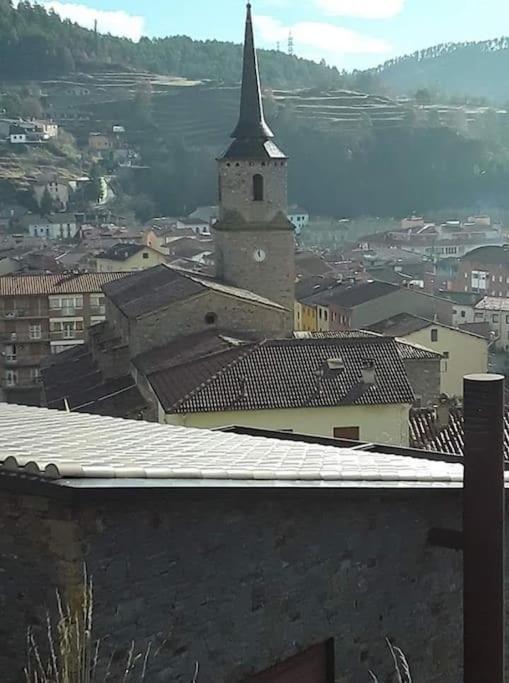 Pis Amb Encant A Campdevanol,Al Centre Del Poble. Ngoại thất bức ảnh
